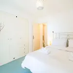 Sunny Getaway In Mykonos Lia Kalafatis