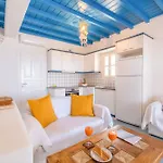 Sunny Getaway In Mykonos Lia Kalafatis