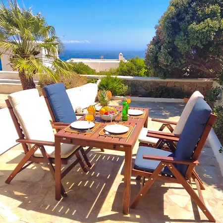 Sunny Getaway In Mykonos Lia Casa vacanze Kalafatis